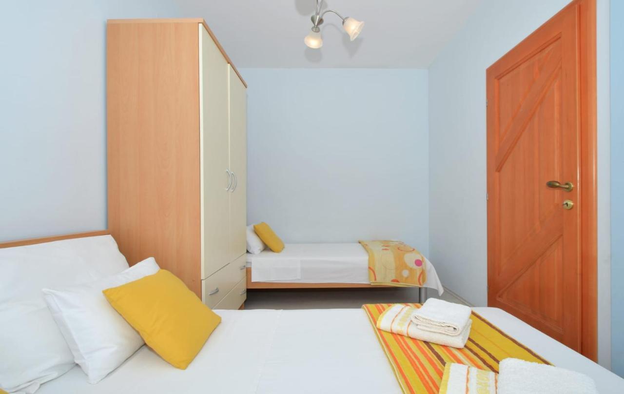 Apartments Santo Trogir - Okrug Gornji Exterior foto