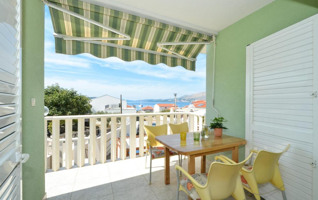Apartments Santo Trogir - Okrug Gornji Exterior foto