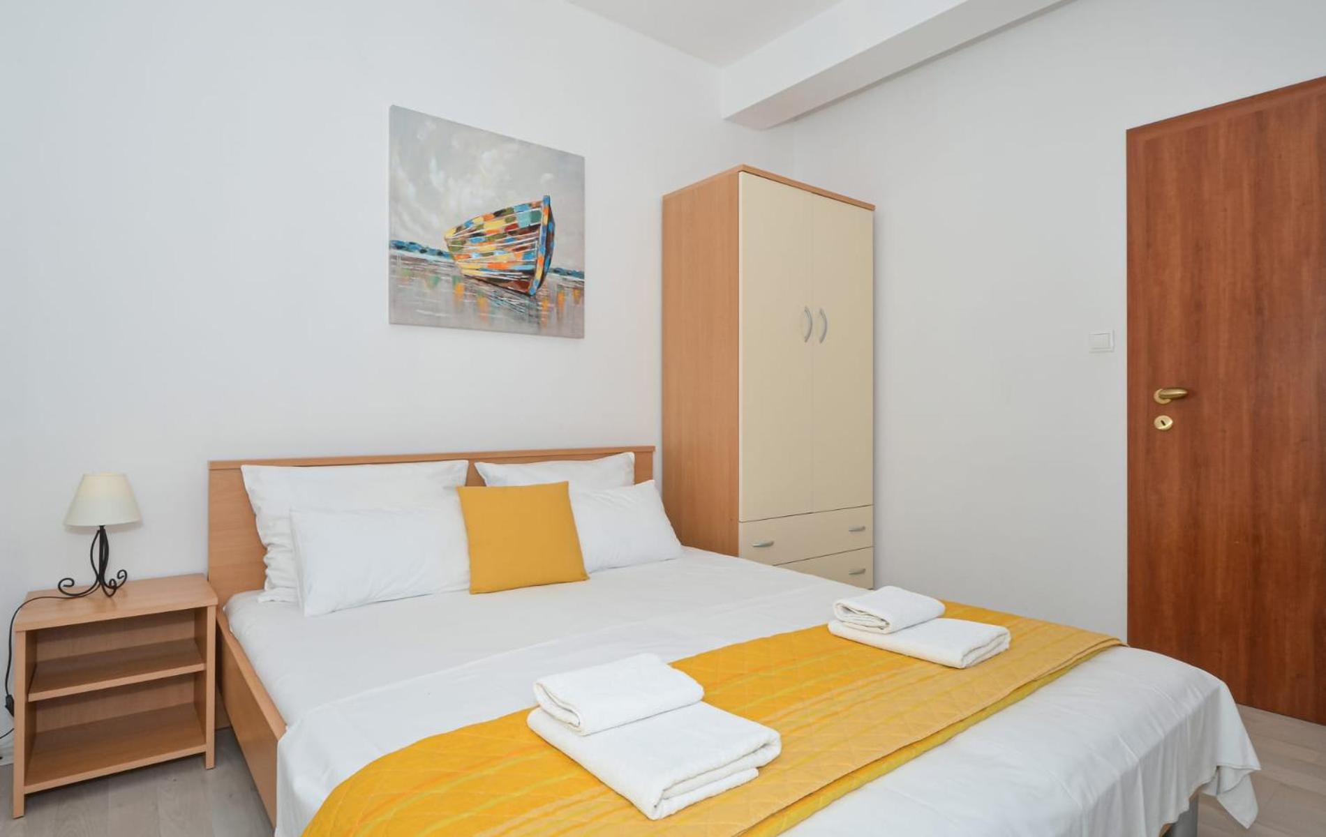 Apartments Santo Trogir - Okrug Gornji Exterior foto