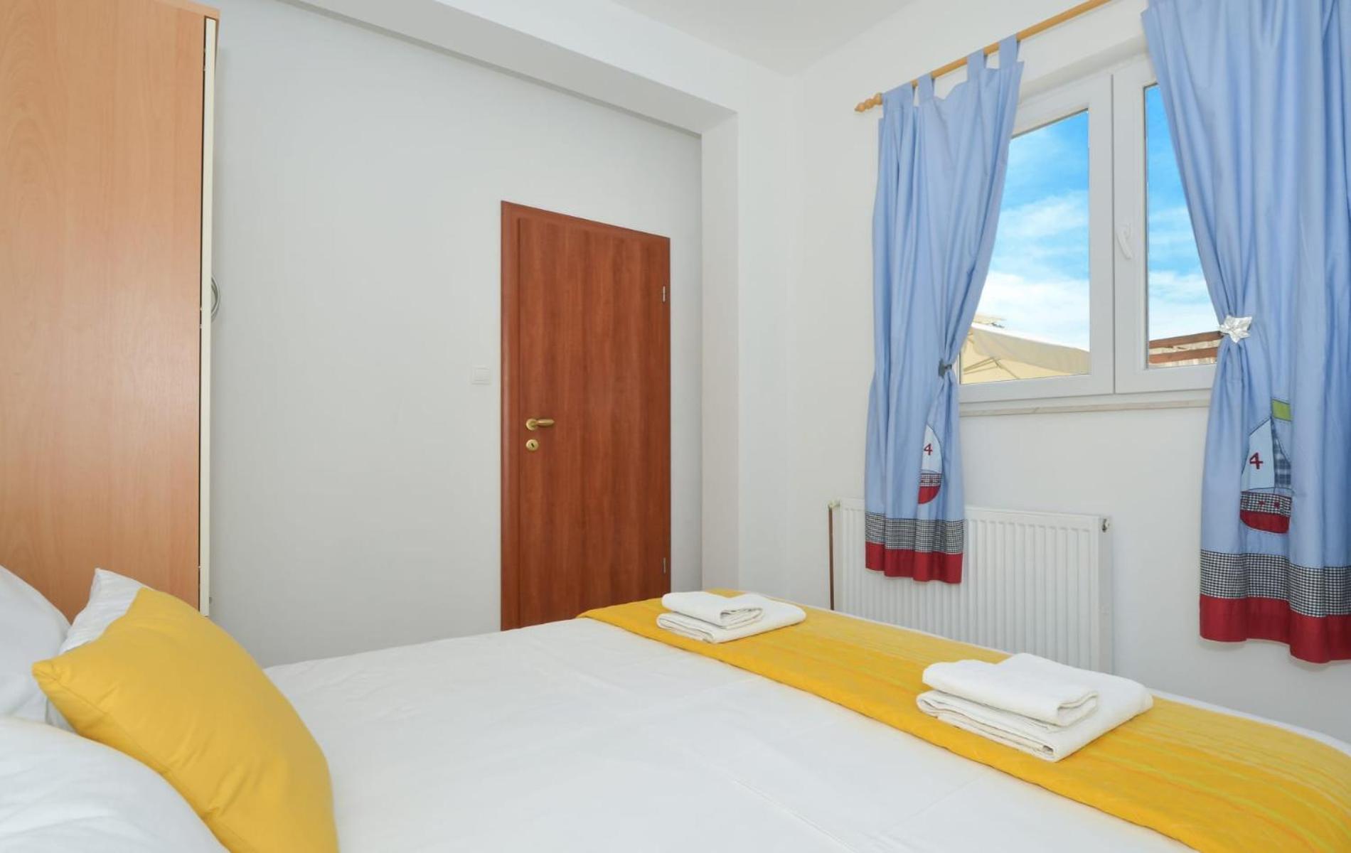 Apartments Santo Trogir - Okrug Gornji Exterior foto