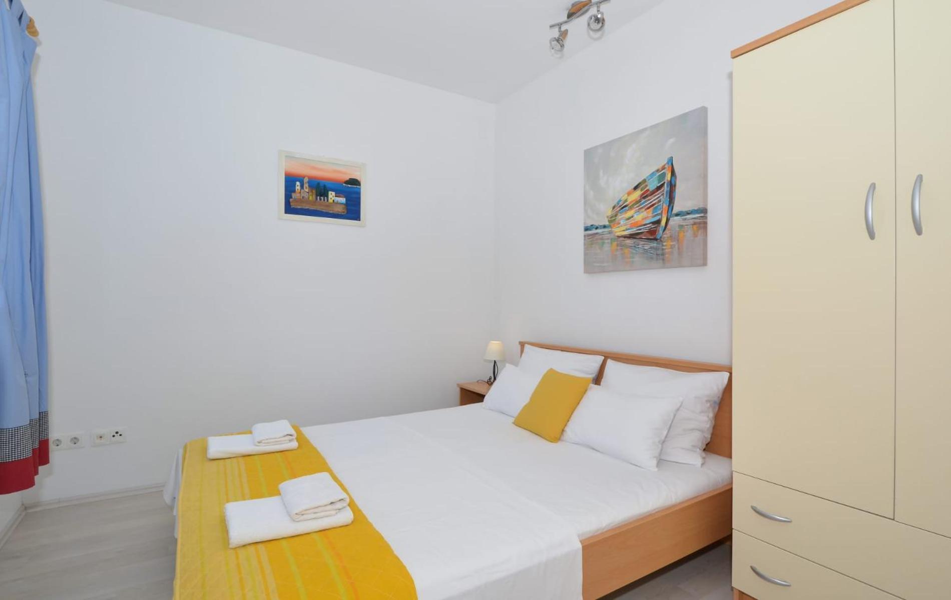 Apartments Santo Trogir - Okrug Gornji Exterior foto