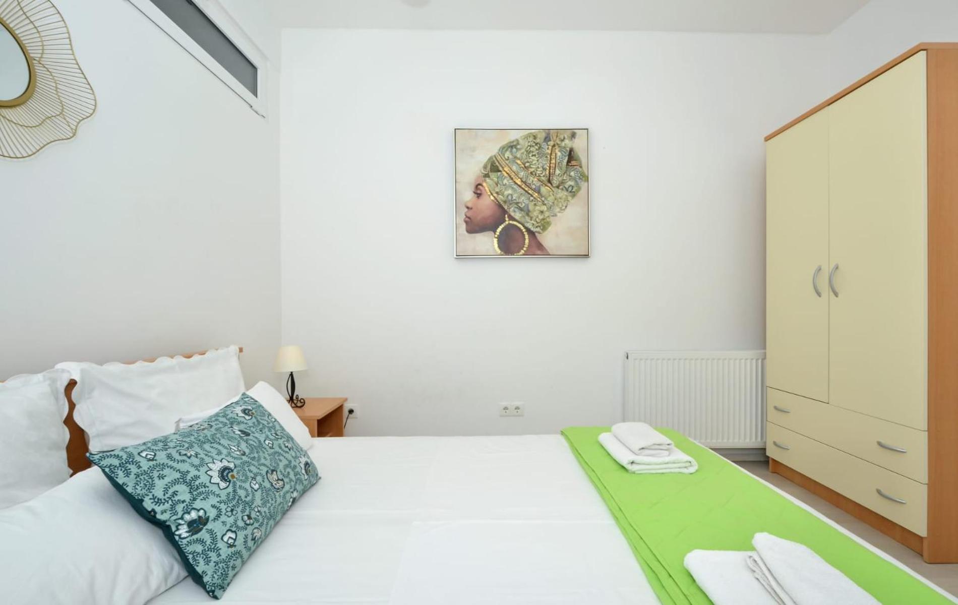 Apartments Santo Trogir - Okrug Gornji Exterior foto
