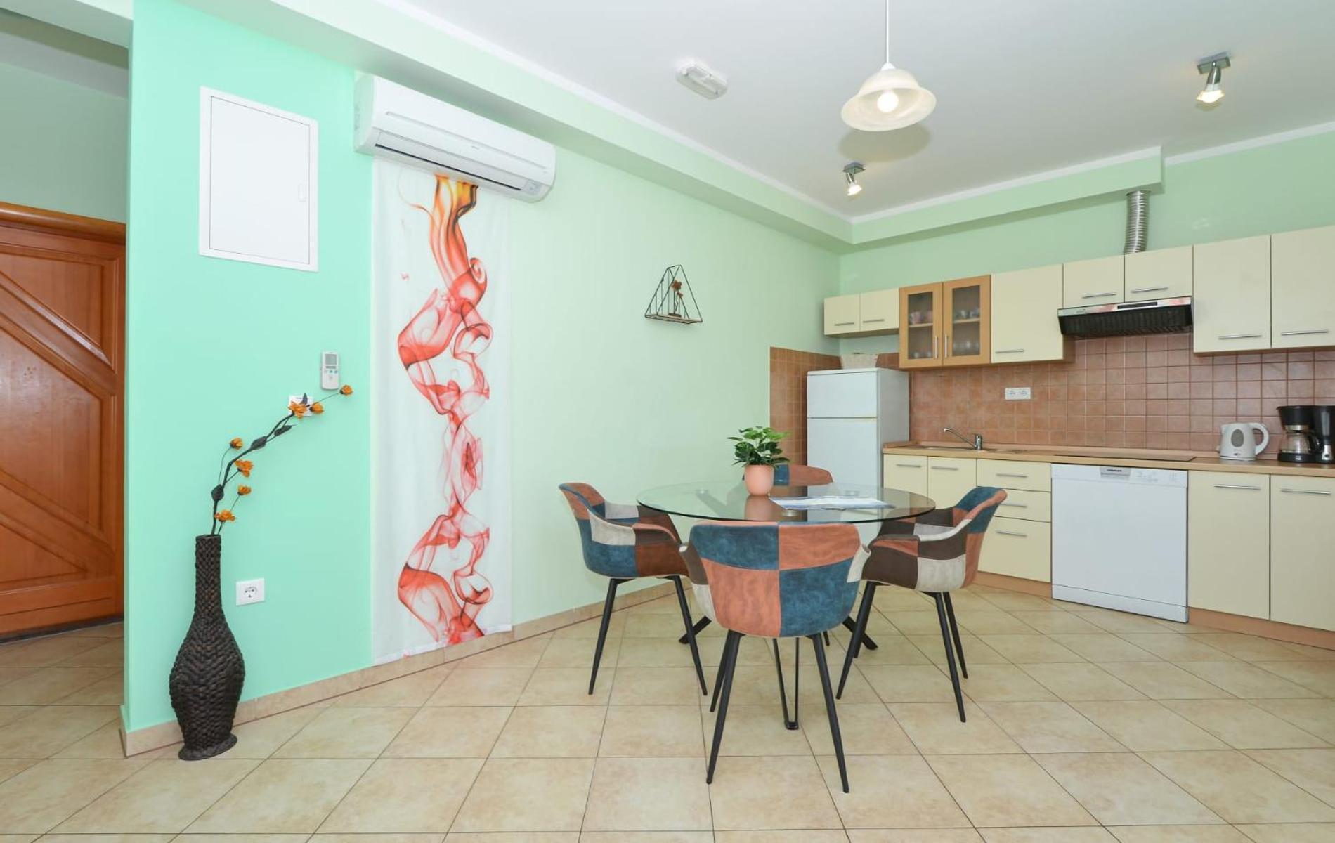 Apartments Santo Trogir - Okrug Gornji Exterior foto