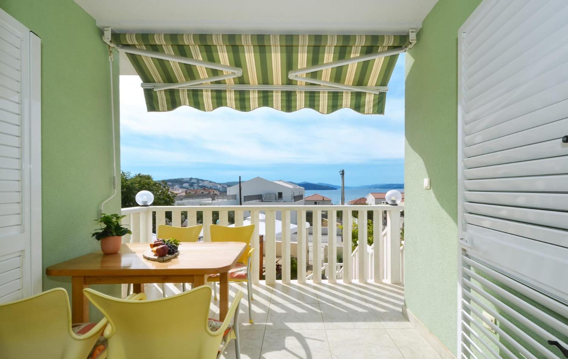Apartments Santo Trogir - Okrug Gornji Exterior foto